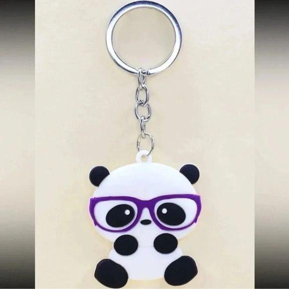 Cute Panda Bear Keychain - Picture 2 of 4